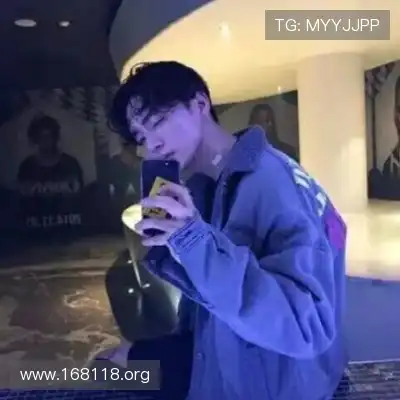 杜严谦